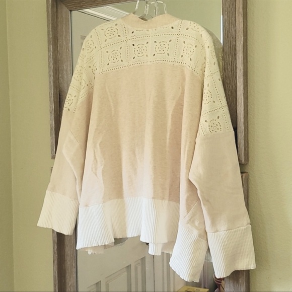 Anthropologie Ivory color oversized cardigan size xs - Picture 2 of 16